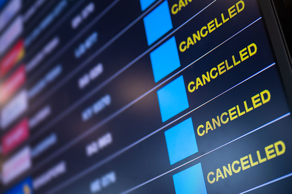 Board with cancelled airline flights