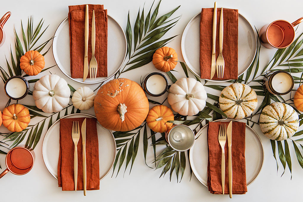 Table setting with pumpkins