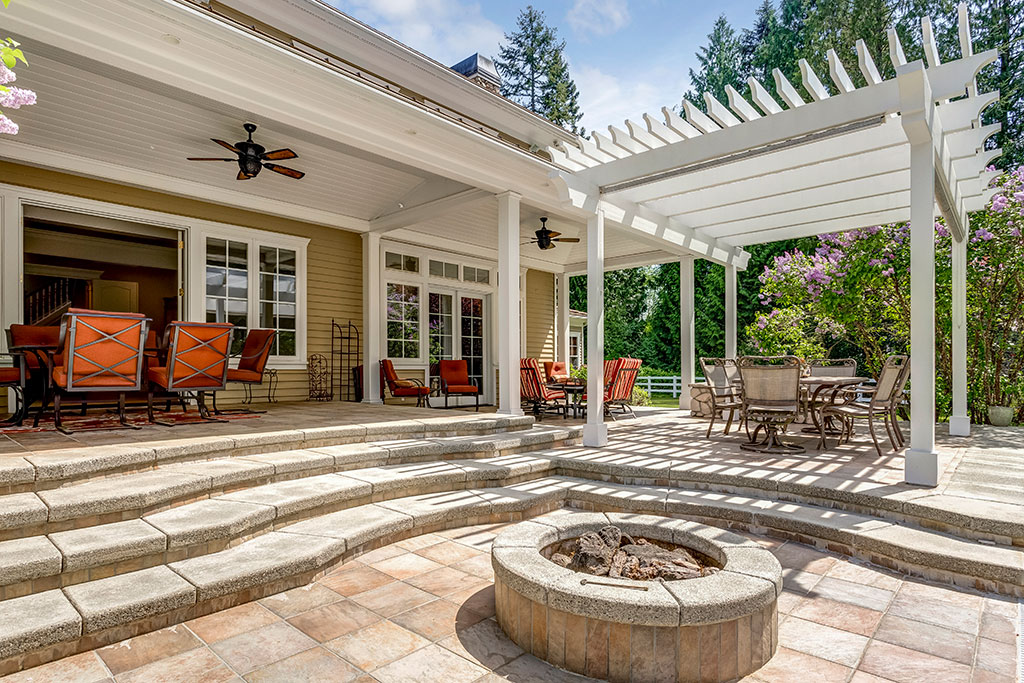 Outdoor patio and pergola