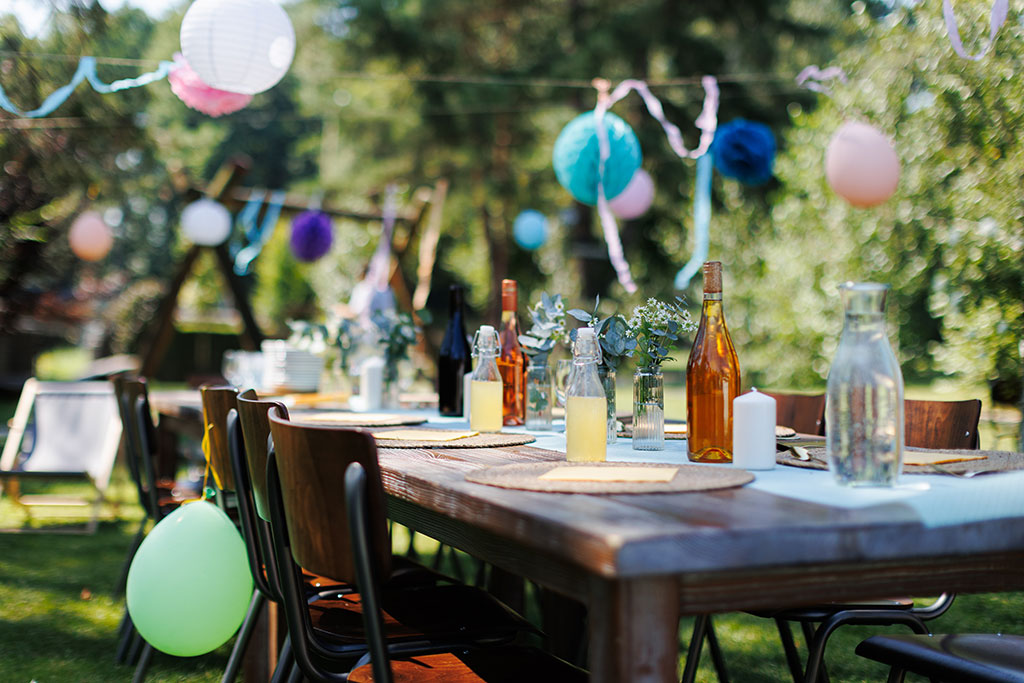 Outside party decor